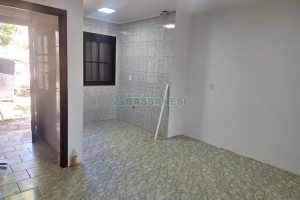 Casa com 110m², 3 dormitórios, no bairro Cinqüentenário em Caxias do Sul para Alugar