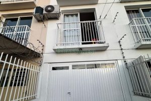 Sobrado com 75m², 2 dormitórios, 1 vaga, no bairro Nossa Senhora do Rosário em Caxias do Sul para Comprar