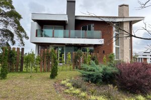 Casa com 400m², 4 dormitórios, 3 vagas, no bairro São Ciro em Caxias do Sul para Alugar