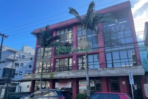 Sala com 42m², no bairro Rio Branco em Caxias do Sul para Comprar