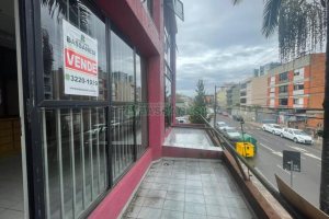 Sala com 42m², no bairro Rio Branco em Caxias do Sul para Comprar