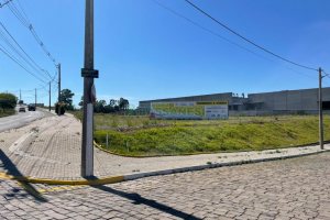 Terreno, no bairro Interlagos em Caxias do Sul para Comprar