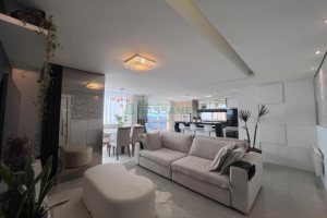 Apto Mobiliado com 111m², 3 dormitórios, 2 vagas, no bairro Cristo Redentor em Caxias do Sul para Alugar