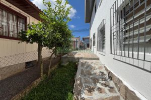 Casa com 52m², 2 dormitórios, no bairro Cruzeiro em Caxias do Sul para Alugar