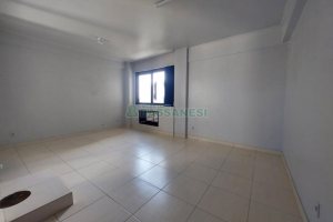 Sala com 32m², no bairro Centro em Caxias do Sul para Alugar