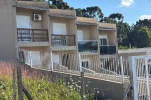 Sobrado com 84m², 2 dormitórios, no bairro Ana Rech em Caxias do Sul para Alugar