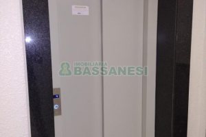 Apartamento com 79m², 2 dormitórios, 1 vaga, no bairro Pio X em Caxias do Sul para Comprar