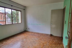 Apartamento com 80m², 3 dormitórios, 1 vaga, no bairro Sagrada Família em Caxias do Sul para Alugar