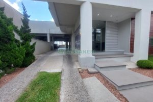 Apartamento com 85m², 2 dormitórios, 2 vagas, no bairro Pio X em Caxias do Sul para Alugar