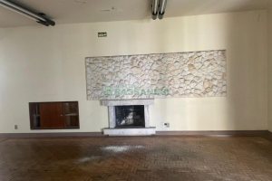 Casa com 300m², 4 dormitórios, 2 vagas, no bairro Cinqüentenário em Caxias do Sul para Comprar