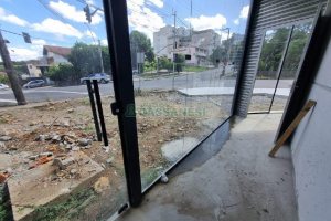 Loja com 360m², no bairro Cruzeiro em Caxias do Sul para Alugar