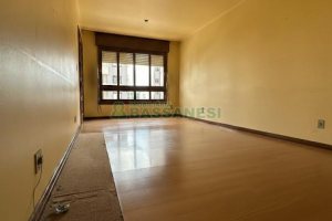 Apartamento com 124m², 3 dormitórios, 1 vaga, no bairro Centro em Caxias do Sul para Comprar