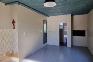 Casa com 368m², 6 dormitórios, no bairro São Leopoldo em Caxias do Sul para Comprar