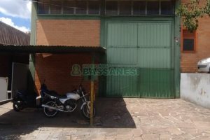 Pavilhão com 200m², no bairro De Lazzer em Caxias do Sul para Comprar
