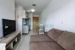 Apartamento com 50m², 2 dormitórios, 2 vagas, no bairro De Lazzer em Caxias do Sul para Alugar