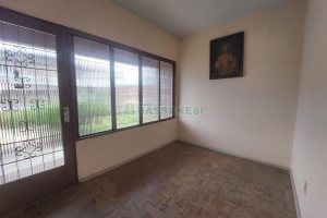 Casa com 160m², 3 dormitórios, 1 vaga, no bairro Esplanada em Caxias do Sul para Alugar