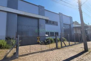Pavilhão com 565m², no bairro São José em Caxias do Sul para Alugar