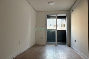 Apartamento com 62m², 2 dormitórios, 2 vagas, no bairro Sagrada Família em Caxias do Sul para Alugar