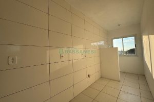 Apartamento com 48m², 2 dormitórios, no bairro Cidade Nova em Caxias do Sul para Alugar