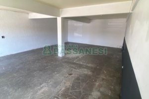 Loja com 70m², no bairro Arco Baleno em Caxias do Sul para Alugar
