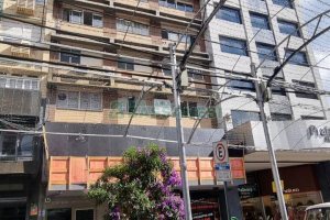 Sala com 38m², no bairro Centro em Caxias do Sul para Comprar