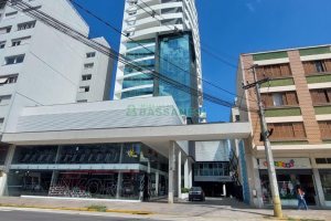 Apto Mobiliado com 60m², 1 dormitório, 1 vaga, no bairro Lourdes em Caxias do Sul para Alugar