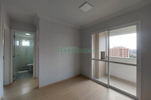 Apartamento com 55m², 2 dormitórios, 1 vaga, no bairro Panazzolo em Caxias do Sul para Alugar
