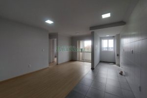 Apartamento com 55m², 2 dormitórios, 1 vaga, no bairro Panazzolo em Caxias do Sul para Alugar