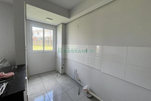 Apartamento com 52m², 2 dormitórios, 1 vaga, no bairro Belo Horizonte em Caxias do Sul para Alugar