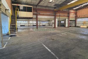 Pavilhão com 1100m², no bairro São José em Caxias do Sul para Alugar