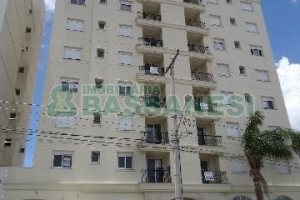 Apartamento com 75m², 2 dormitórios, 2 vagas, no bairro Villagio Iguatemi em Caxias do Sul para Comprar