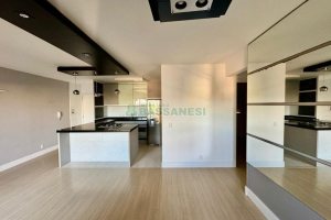 Apartamento com 75m², 2 dormitórios, 2 vagas, no bairro Villagio Iguatemi em Caxias do Sul para Comprar