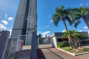 Apto Mobiliado com 65m², 2 dormitórios, 1 vaga, no bairro Lourdes em Caxias do Sul para Alugar