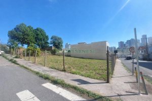 Terreno com 624m², no bairro Pio X em Caxias do Sul para Alugar