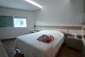 Predio com 422m², 6 vagas, no bairro São Leopoldo em Caxias do Sul para Comprar