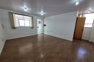 Sala com 36m², no bairro Centro em Caxias do Sul para Alugar