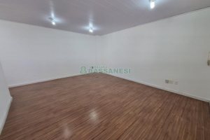 Sala com 36m², no bairro Centro em Caxias do Sul para Alugar