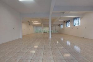 Loja com 200m², no bairro Panazzolo em Caxias do Sul para Alugar