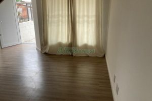 Sobrado com 70m², 2 dormitórios, 1 vaga, no bairro Villagio Iguatemi em Caxias do Sul para Alugar