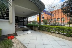 Apartamento com 120m², 3 dormitórios, 1 vaga, no bairro Pio X em Caxias do Sul para Comprar