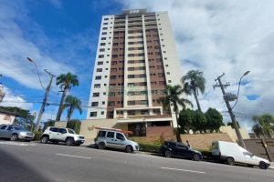Apto Mobiliado com 198m², 5 dormitórios, 4 vagas, no bairro Lourdes em Caxias do Sul para Alugar