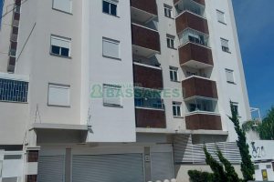 Apto Mobiliado com 67m², 3 dormitórios, 2 vagas, no bairro Lourdes em Caxias do Sul para Alugar