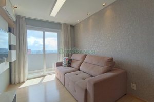 Apto Mobiliado com 67m², 2 dormitórios, 1 vaga, no bairro Centro em Caxias do Sul para Alugar