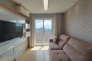 Apto Mobiliado com 67m², 2 dormitórios, 1 vaga, no bairro Centro em Caxias do Sul para Alugar
