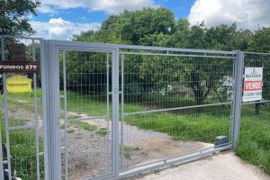 Terreno, no bairro Cinqüentenário em Caxias do Sul para Comprar