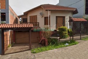 Casa com 208m², 5 dormitórios, 3 vagas, no bairro Santa Catarina em Caxias do Sul para Comprar