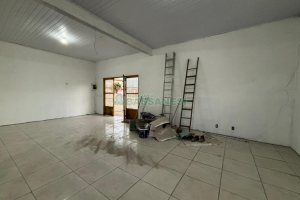 Loja com 154m², no bairro Cidade Industrial em Caxias do Sul para Alugar