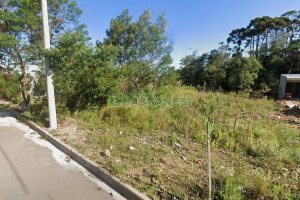 Terreno com 330m², no bairro Diamantino em Caxias do Sul para Comprar
