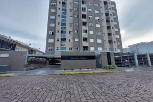 Apartamento com 58m², 2 dormitórios, 1 vaga, no bairro Planalto em Caxias do Sul para Alugar