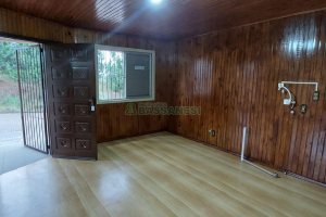Casa com 195m², 3 dormitórios, 1 vaga, no bairro Jardim das Hortências em Caxias do Sul para Alugar